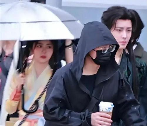 吃瓜娱乐八卦直播间爆料,娱乐圈幕后大事件，吃瓜群众齐围观！